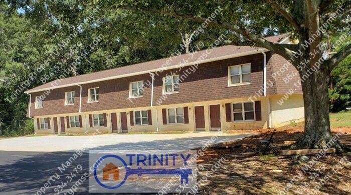 Foto principal - Partially furnished! City of Due West near...