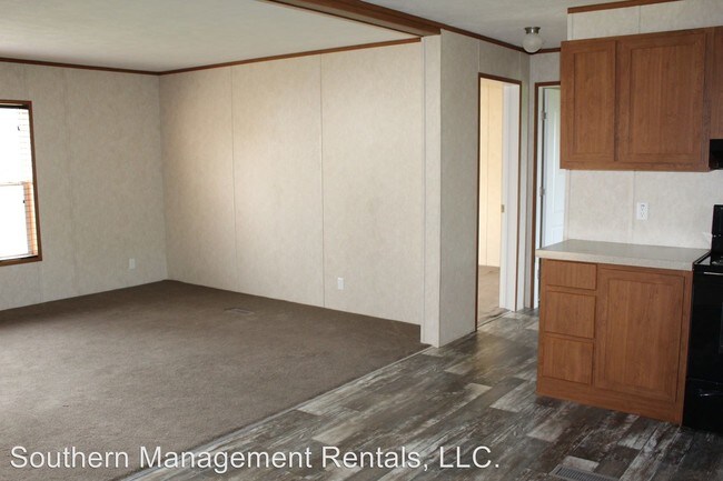 Building Photo - 3 br, 2 bath House - 4254 Delta Rd.