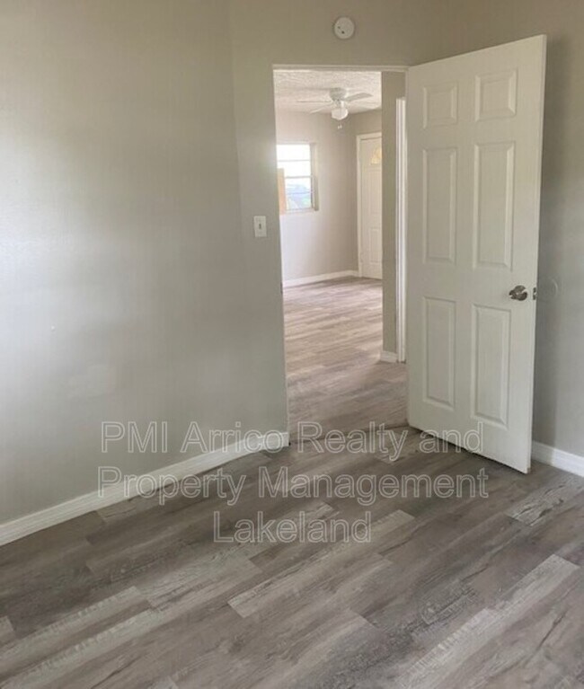 Building Photo - 627 Washington Ave