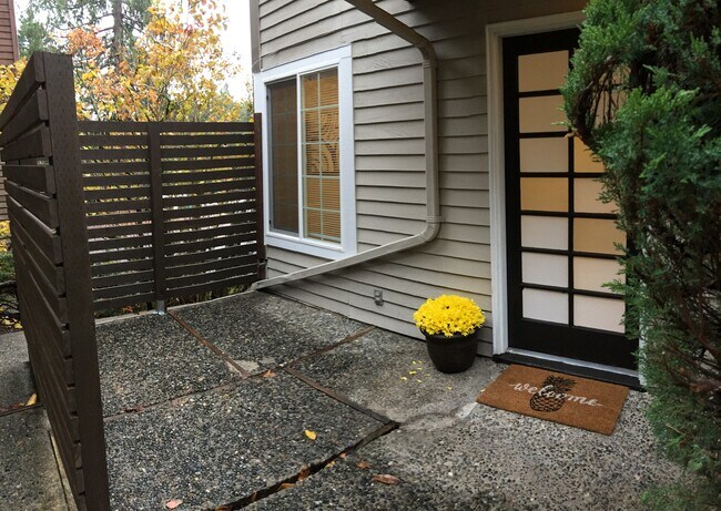 Foto del edificio - Coachman Townhomes