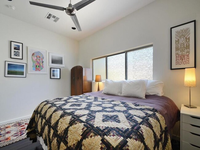 Foto del edificio - 508 E 53rd St