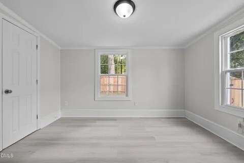 Foto del edificio - 412 E 6th St