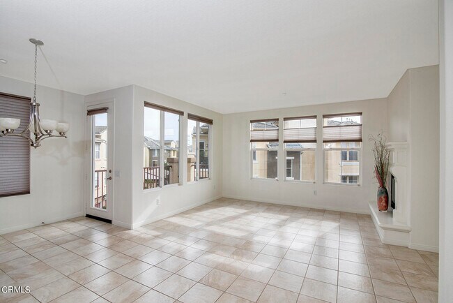 Building Photo - 6215 Turnstone St