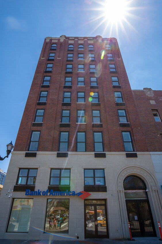 Foto principal - 880 Bergen Ave