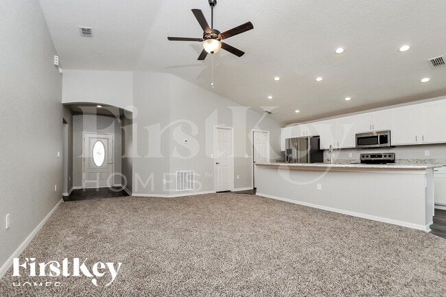 Building Photo - 851 Orleans Dr