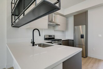 Building Photo - Coda