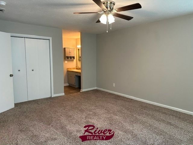 Foto del edificio - 2604 Carrington Dr