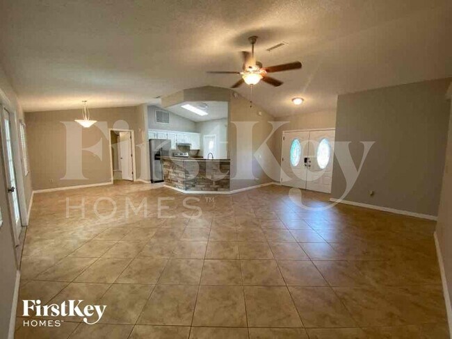 Foto del edificio - 944 Devonshire Way