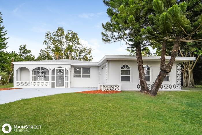 Primary Photo - 5662 ESPANOLA AVE, NORTH PORT, FL 34287