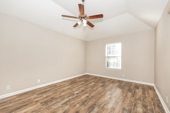Building Photo - 1028 Windsor Brook Pl