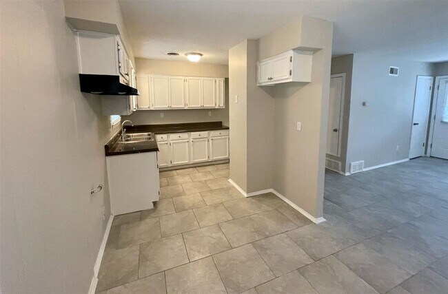 Foto del edificio - 3710 Dorado Cove
