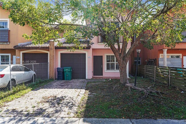 Foto del edificio - 631 SW 10th St