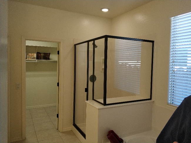 Foto del edificio - 20711 W Ridge Rd