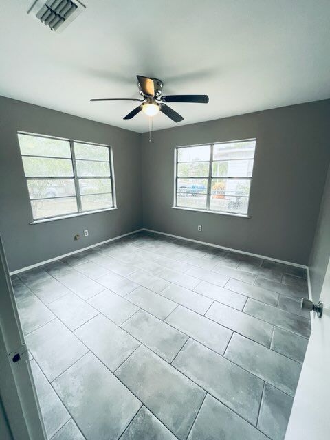 Building Photo - 210 N Michigan Ave