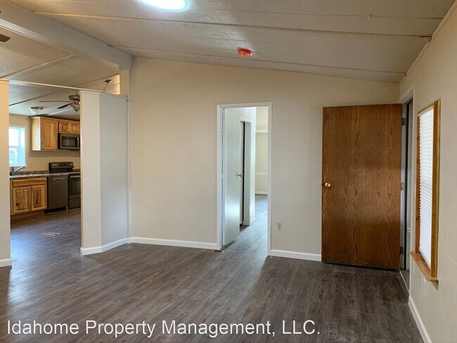 Foto del edificio - 3 br, 2 bath House - 308 E 39th St