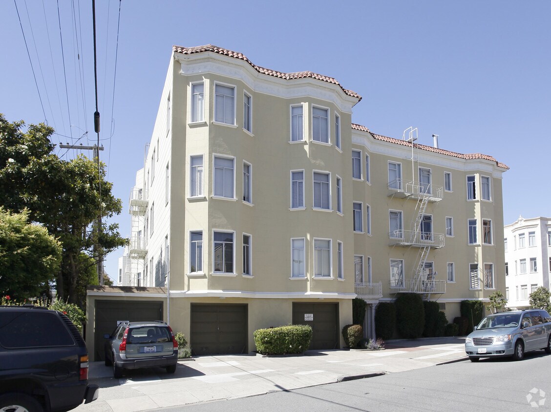 Building Photo - 200 Alhambra St
