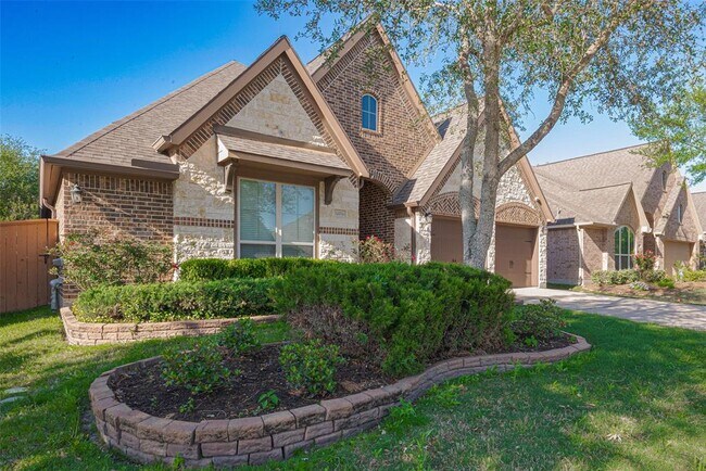 Building Photo - 16826 Kilgarth Dr