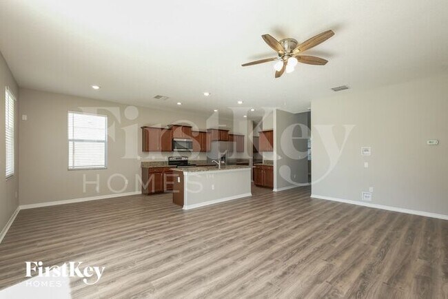 Foto del edificio - 10833 Kirkwall Port Dr