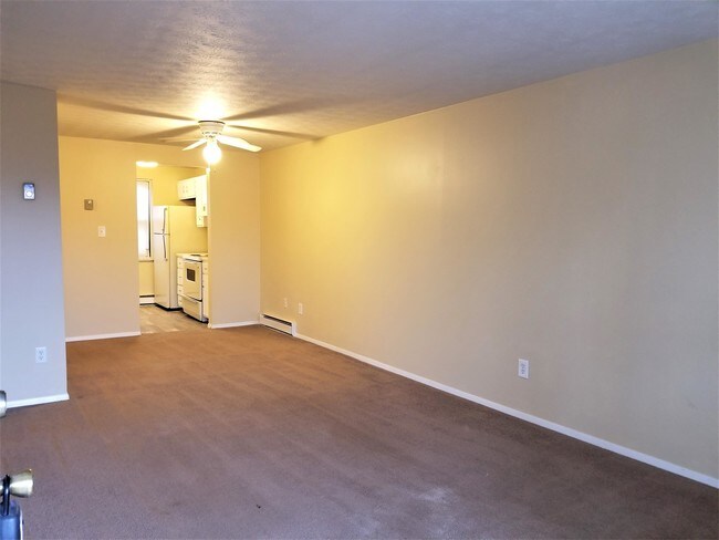 Foto del edificio - 316 W 5th St