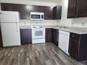 Building Photo - 5401 W.56TH (PC3)