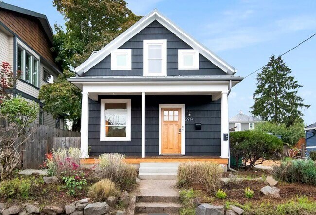 Foto del edificio - 5919 NE 10th Ave