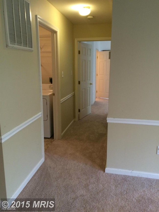 Building Photo - 7530 Coxton Ct