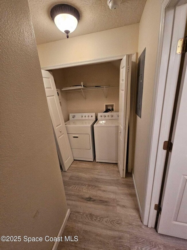 Building Photo - 730 Margie Dr