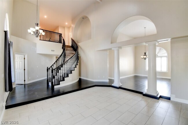 Foto del edificio - 8623 Golden Canyon Rd