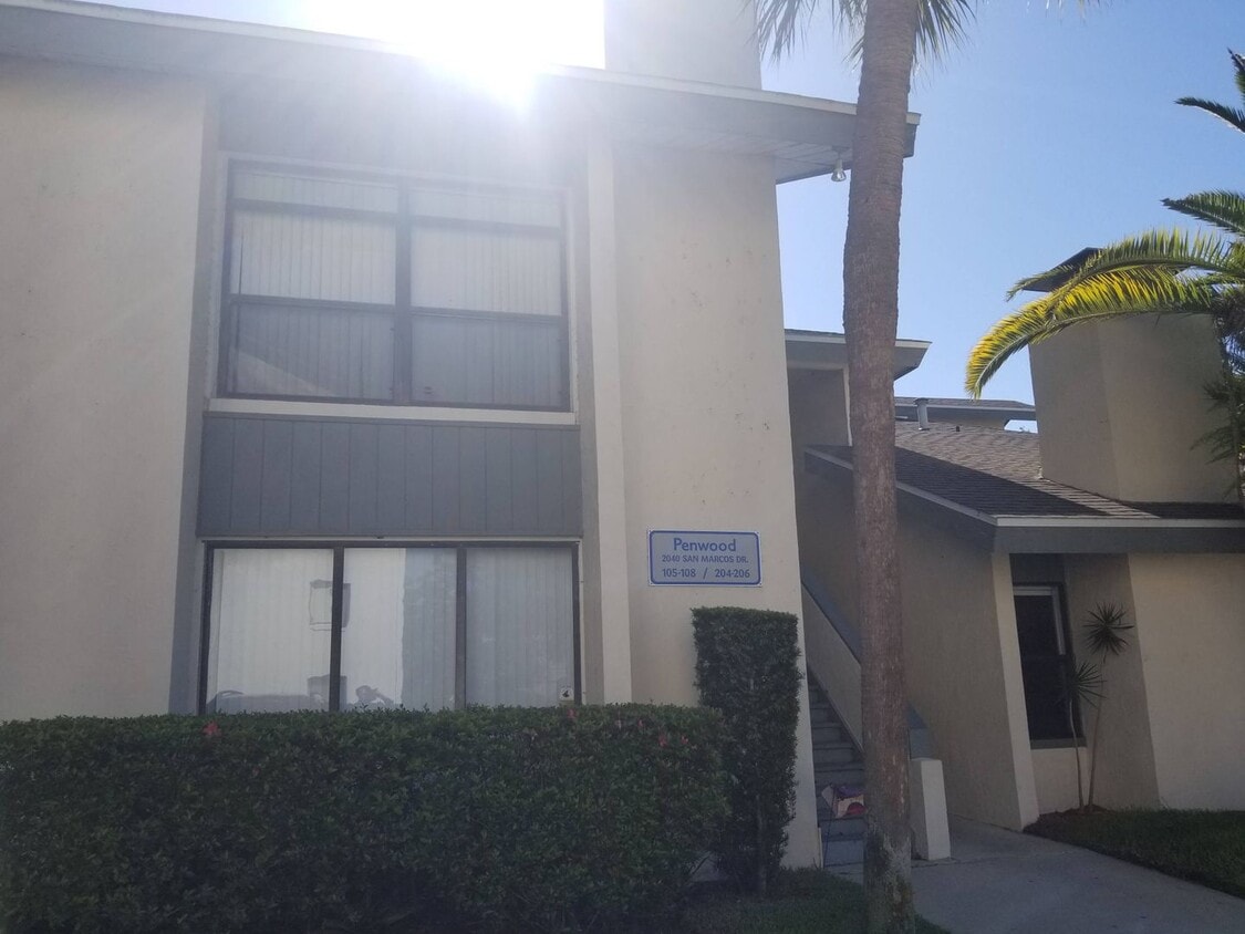 Primary Photo - Ground Floor Condo At Park Lake, A Waterfr...