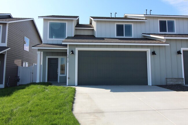 Foto del edificio - 3 Bed/2.5 Bath West Pasco Townhouse
