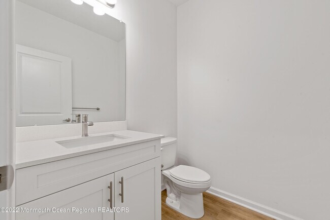 Foto del edificio - 221 Brighton Ave