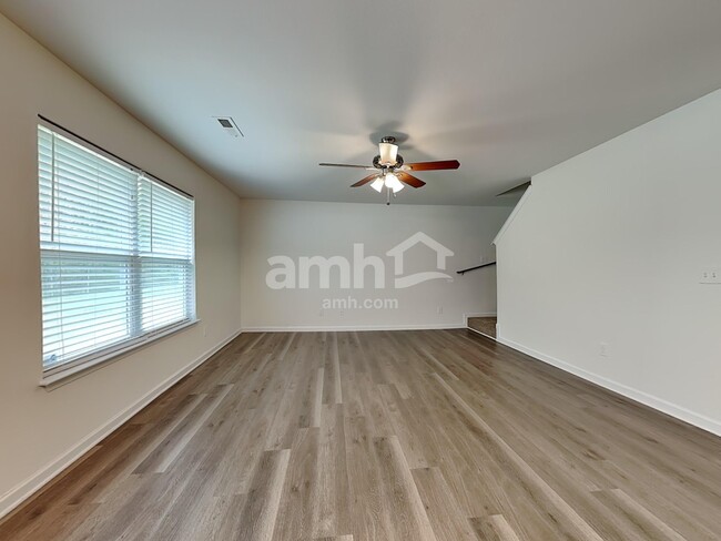 Building Photo - 4159 Field Crossing Dr
