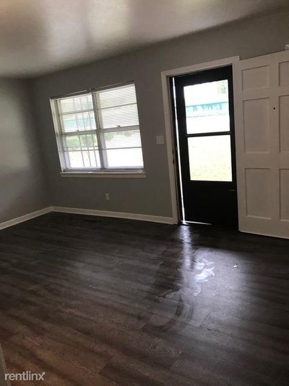 Foto del edificio - 2 br, 1 bath House - 4926 Saint Elmo Ave