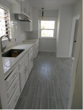 Kitchen - 5733 S Rimpau Blvd