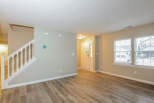 Foto del edificio - 10440 Wintergreen Way