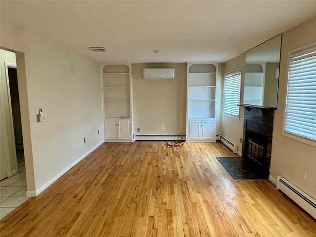 Building Photo - 6 Windsor Mews