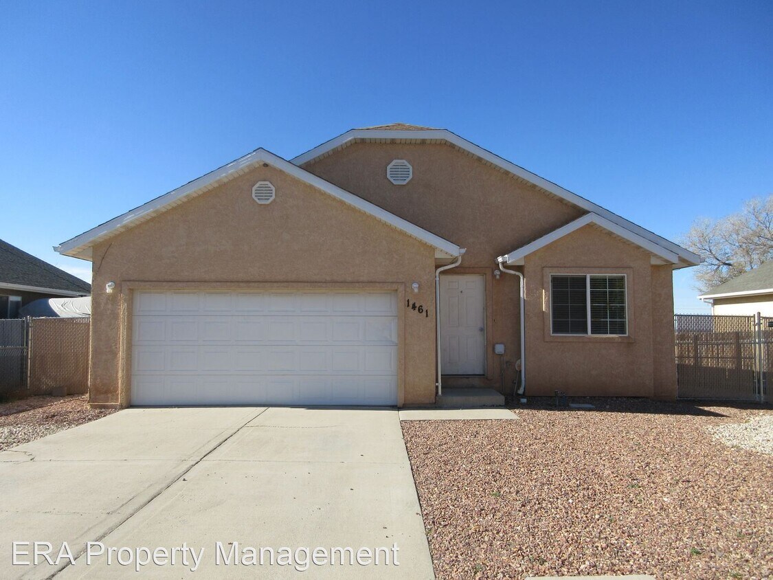 3 br, 2 bath House 1461 N Cedar Blvd House Rental in Cedar City, UT