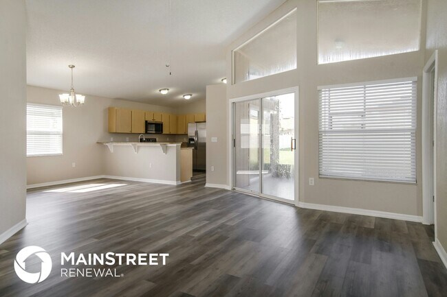 Building Photo - 3007 Sabal Bend Dr NE