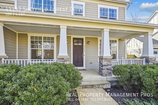 Foto del edificio - Beautiful Craftsman Style 5 Bedroom  4.5 B...
