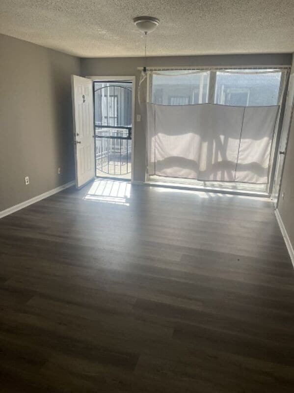 Building Photo - 150 N McLean Blvd