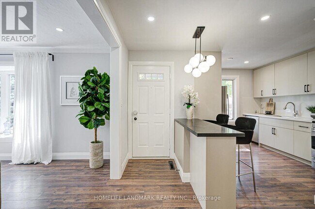 Photo du bâtiment - 176 McKee Ave