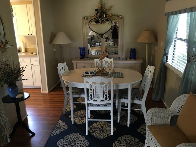 Building Photo - 738 Via Del Sol