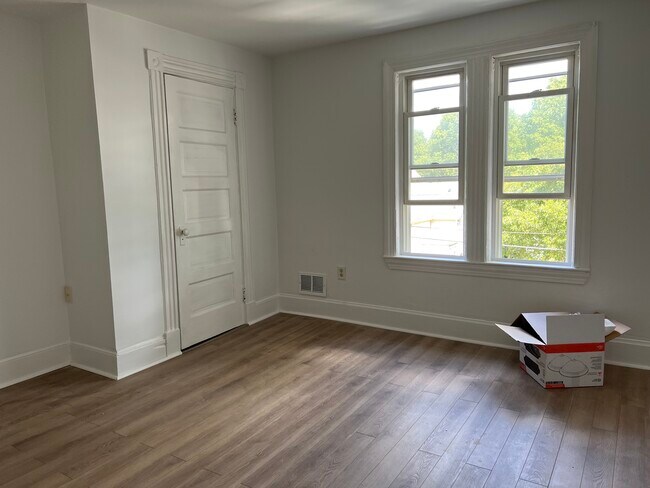 Main bedroom - 19 Nelson St