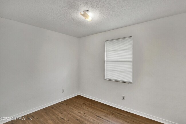 Foto del edificio - 473 Bentwood Ln