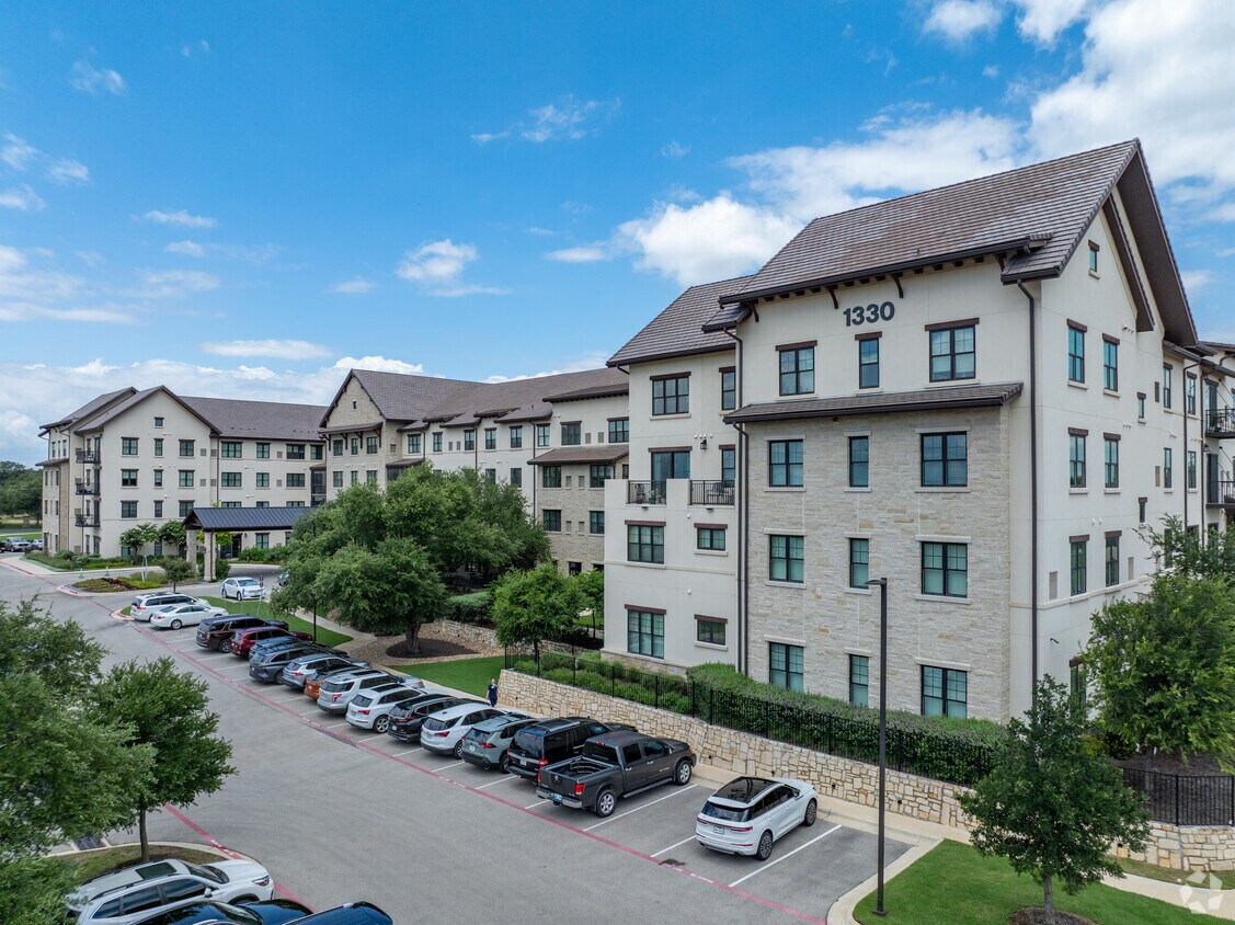 Foto del edificio - Grand Living at Georgetown