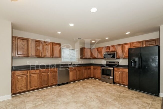 Foto del edificio - 15530 Normans Landing Dr