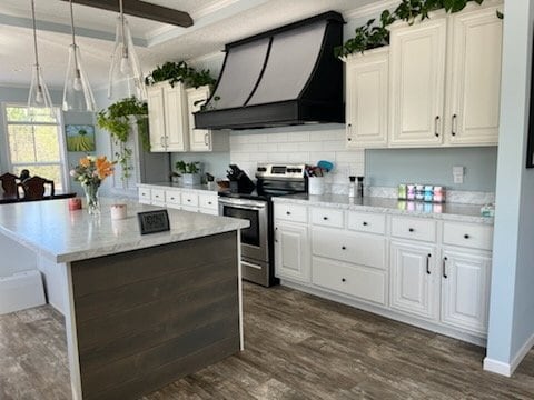 Building Photo - Room for Rent in a Beautiful Home!