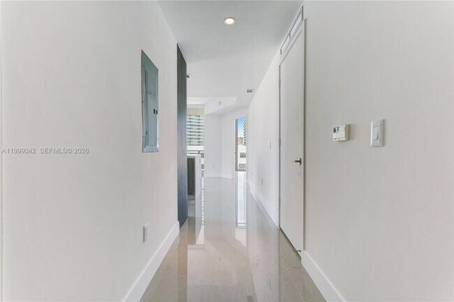 Foto del edificio - 2900 NE 7th Ave