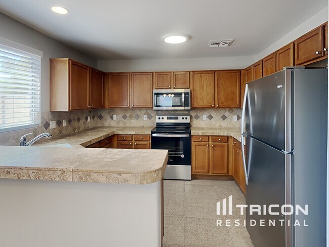 Building Photo - 11229 W Devonshire Avenue Phoenix AZ