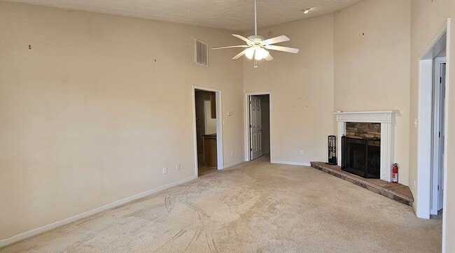 Foto del edificio - Charming 3 BR/2Ba in Pike Co.